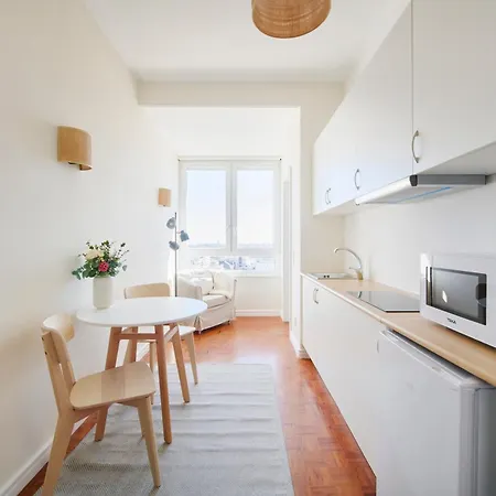 Bright In Saldanha Apartment